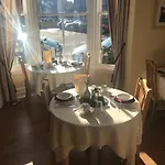 فندق مبيت وإفطار Portland House *